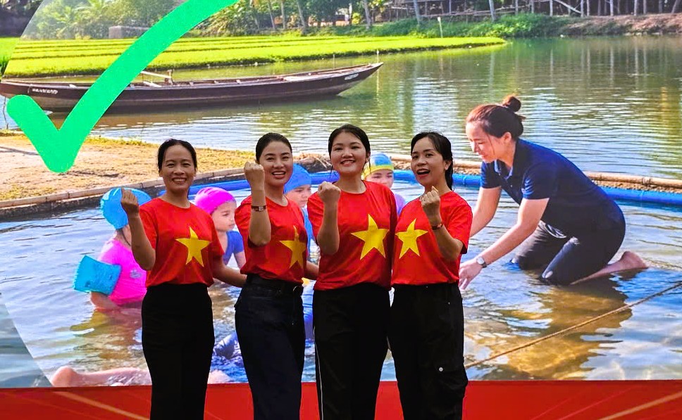 32 ribu orang di Thanh Hoa turun ke jalan untuk berbaris  32 ngàn người ở Thanh Hóa xuống đường đi bộ