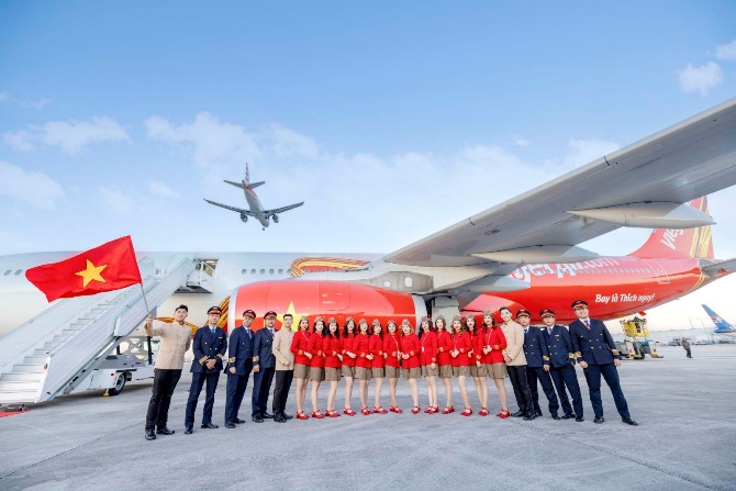 Vietjet tiếp tục được vinh danh là Nơi làm việc tốt nhất Châu Á- Ảnh 2. Vietjet tiếp tục được vinh danh là Nơi làm việc tốt nhất Châu Á- Ảnh 2.