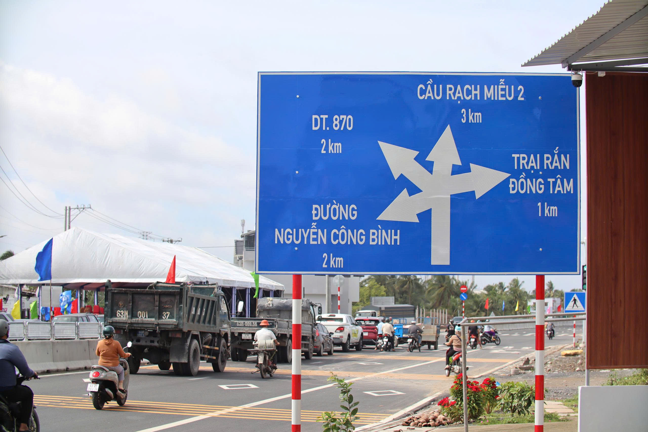 Hình ảnh trước ngày thông xe cầu Rạch Miễu 2 đầy háo hức và chuẩn bị hoàn tất - Ảnh 10.