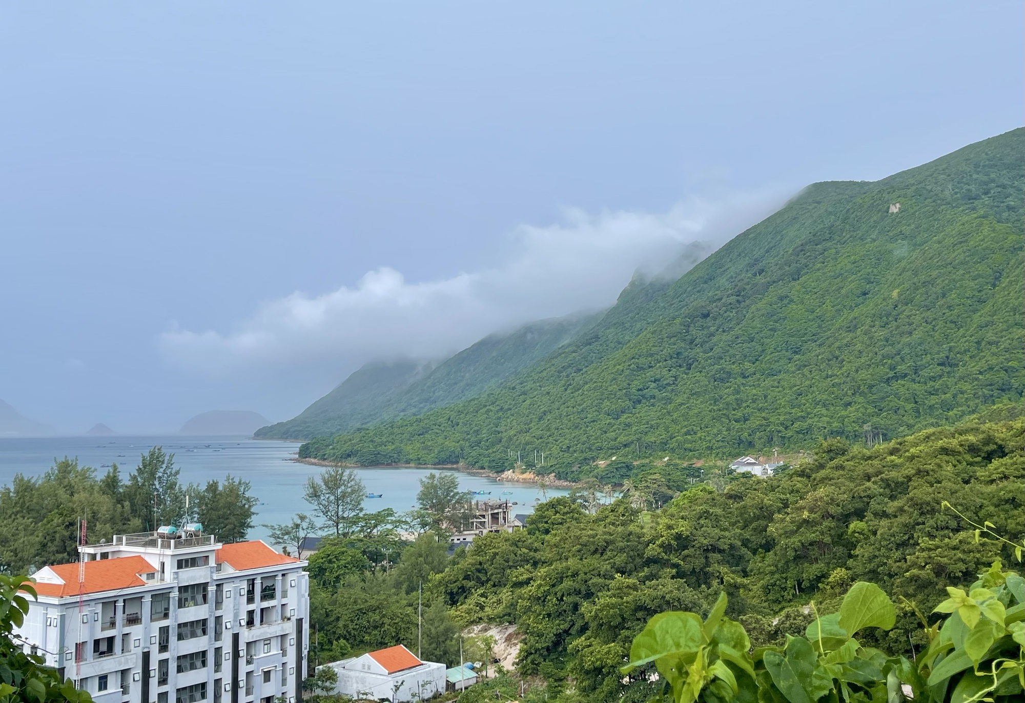 Những điểm đến không thể bỏ qua ở Côn Đảo cho Chuyến du lịch hoàn hảo - Ảnh 8. Những điểm đến không thể bỏ qua ở Côn Đảo cho Chuyến du lịch hoàn hảo - Ảnh 8.