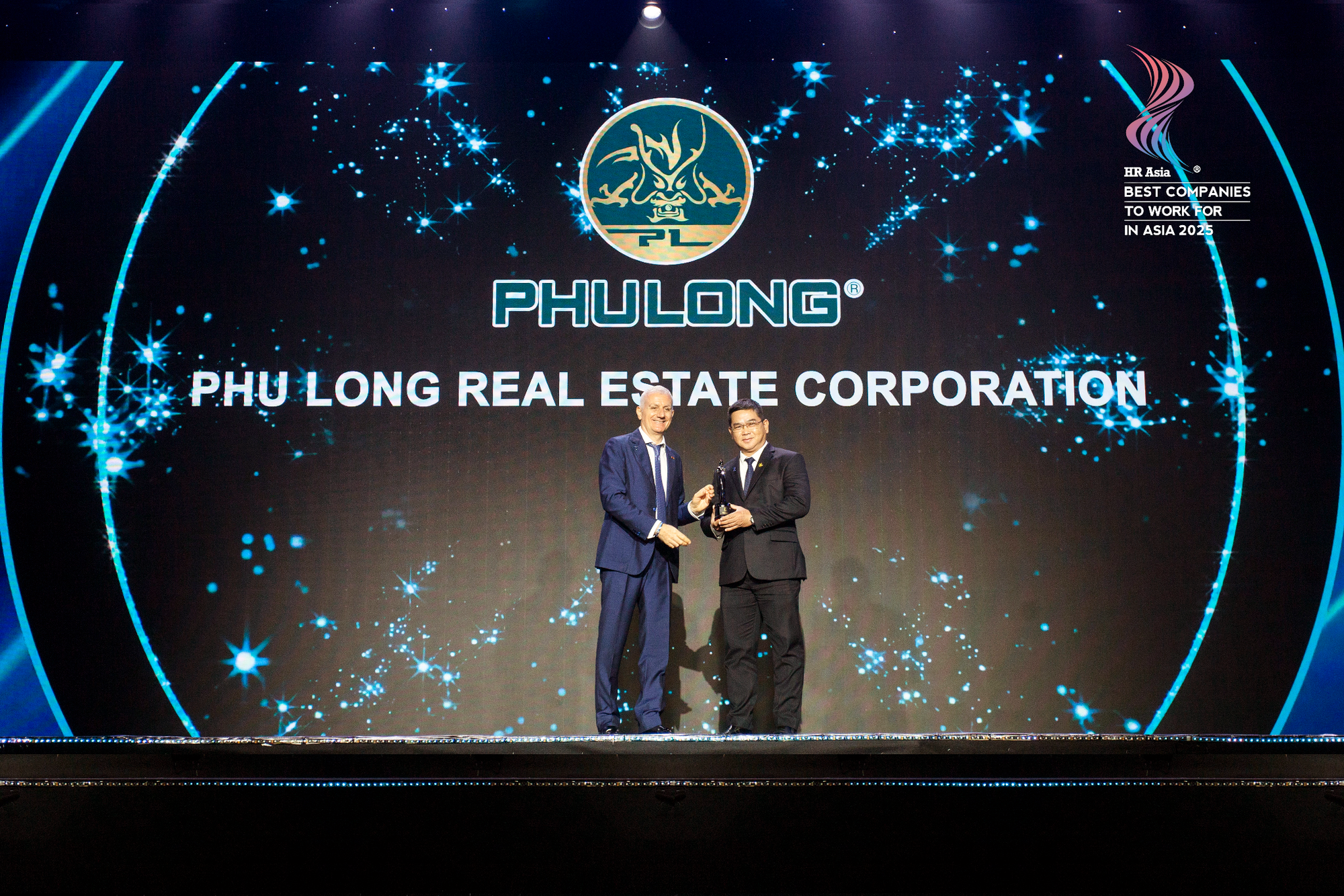 Phú Long khẳng định giá trị của doanh nghiệp phát triển vì con người với giải thưởng từ HR Asia 2025- Ảnh 1. Phú Long khẳng định giá trị của doanh nghiệp phát triển vì con người với giải thưởng từ HR Asia 2025- Ảnh 1.