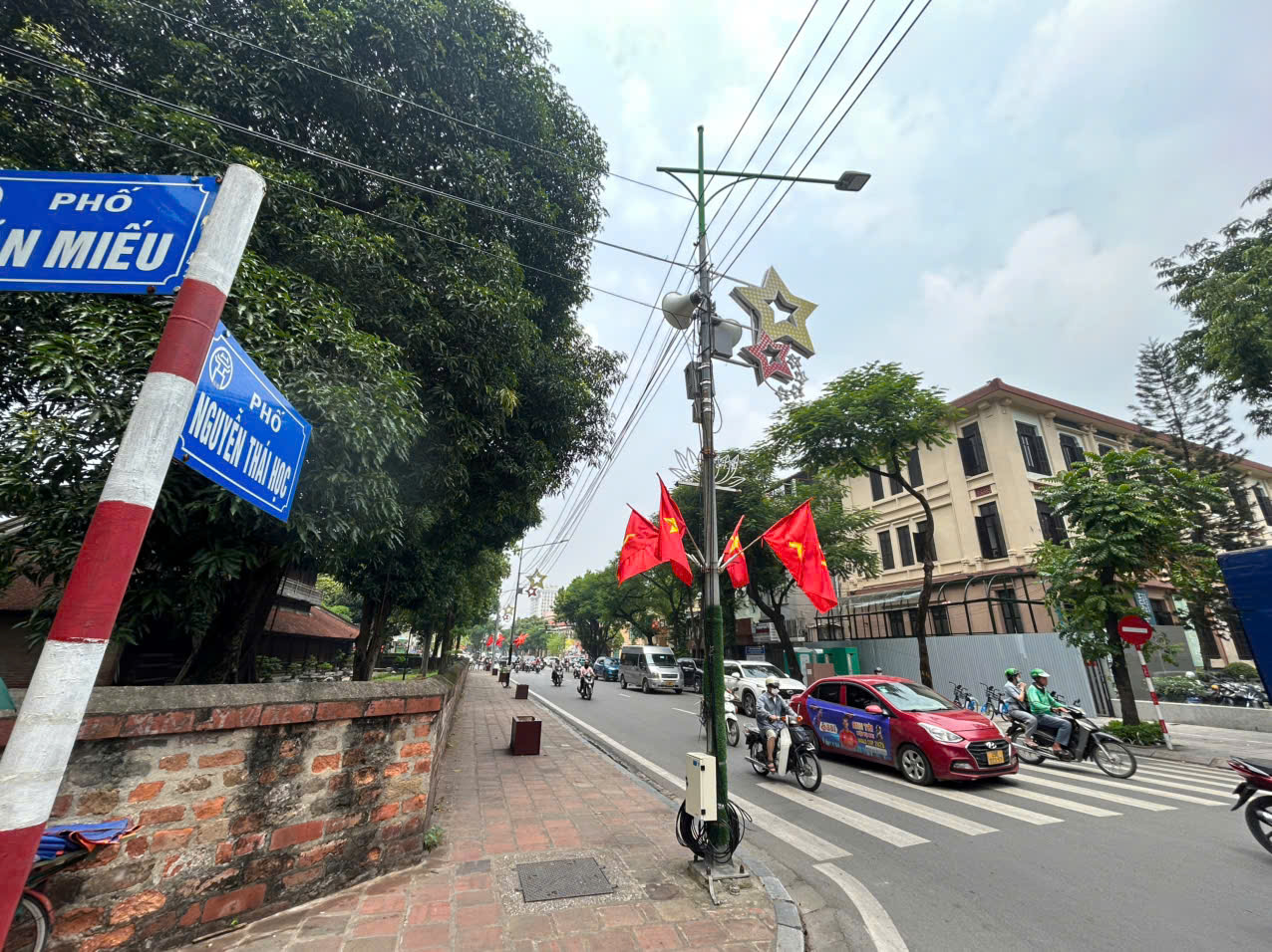 Những địa điểm thuận lợi để xem diễu binh, diễu hành sáng 2-9- Ảnh 1. Những địa điểm thuận lợi để xem diễu binh, diễu hành sáng 2-9- Ảnh 1.