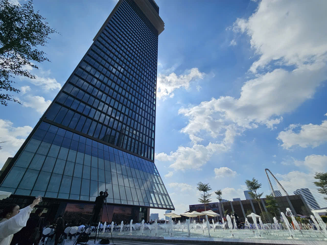 TP HCM khánh thành Trung tâm tài chính quốc tế Saigon Marina - Ảnh 7.