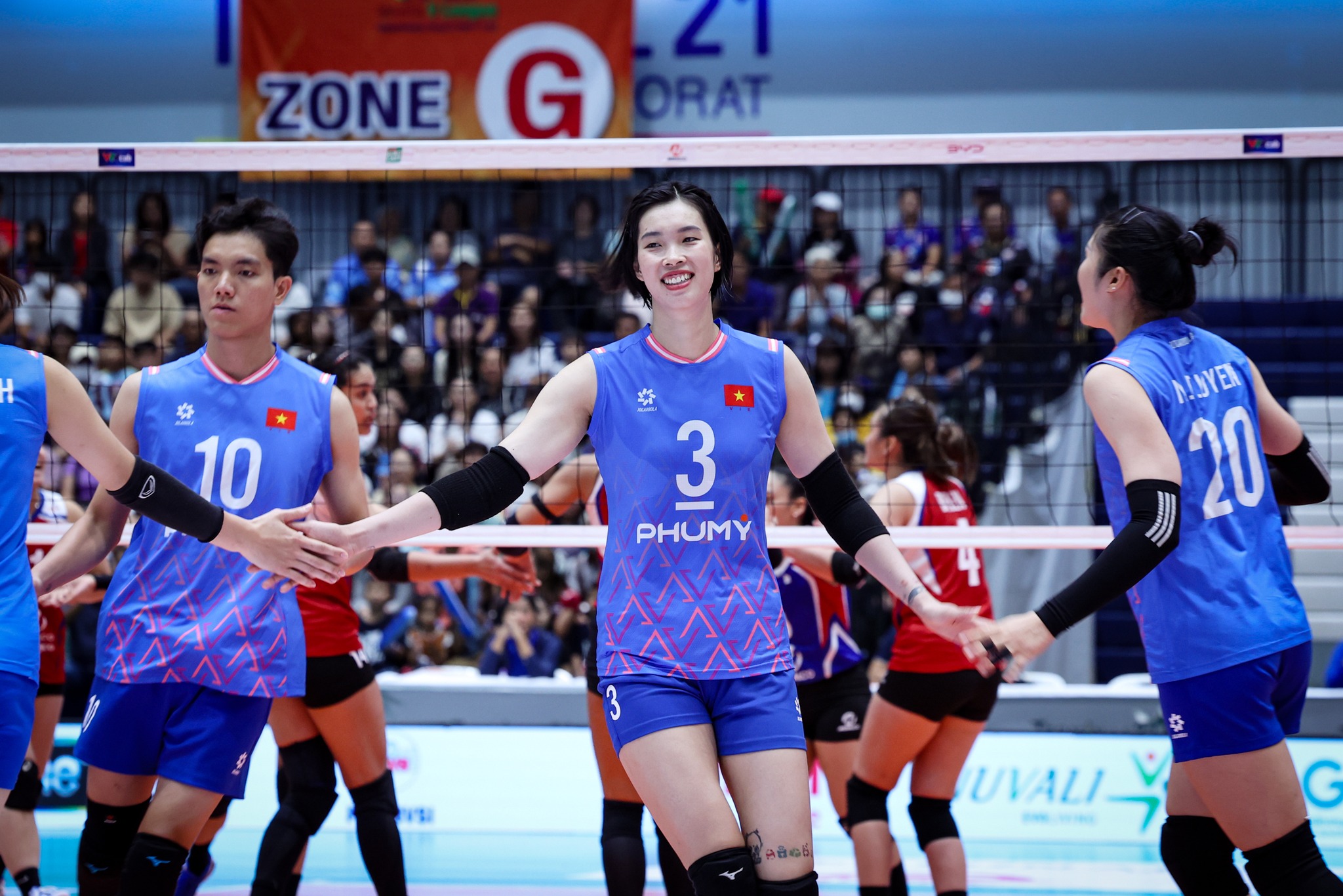 SEA V.League 2025: Vietnam kalahkan Filipina, menanti pertandingan final - Foto 6. SEA V.League 2025: Việt Nam thắng Philippines, chờ tranh chung kết- Ảnh 6.