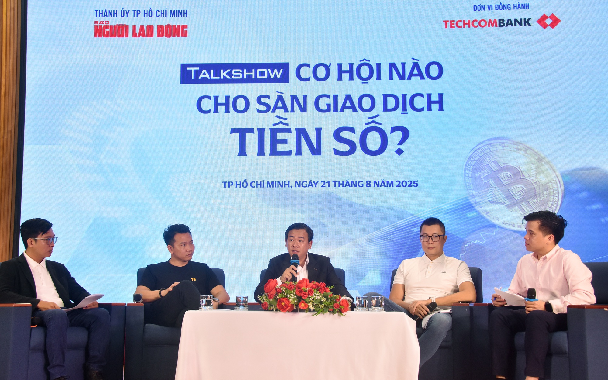 Đưa tiền số vào khuôn khổ - Ảnh 1.