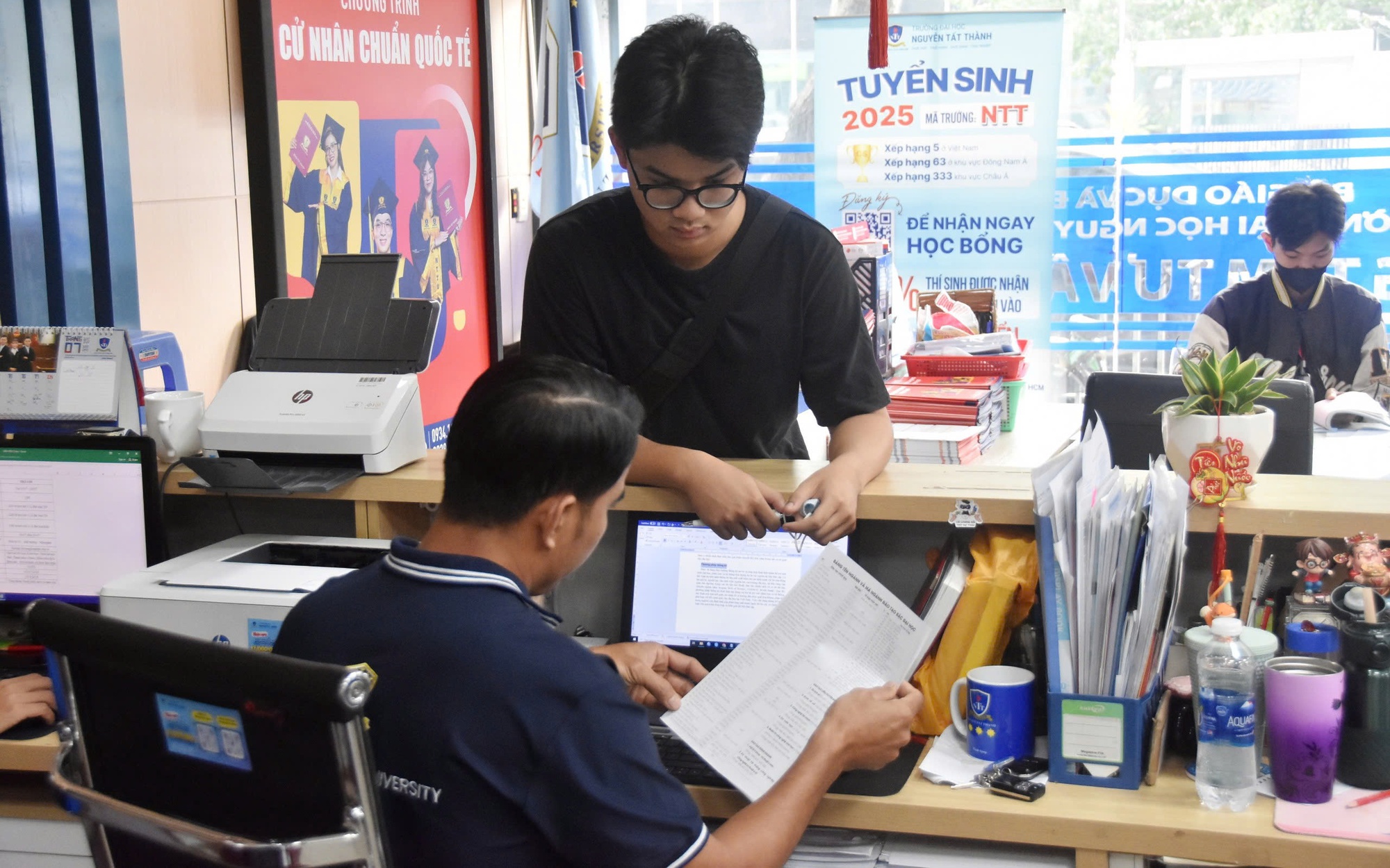 Phó Giám đốc ĐHQG TP HCM nói gì về kỳ lọc ảo ĐH 2025? - Ảnh 2.