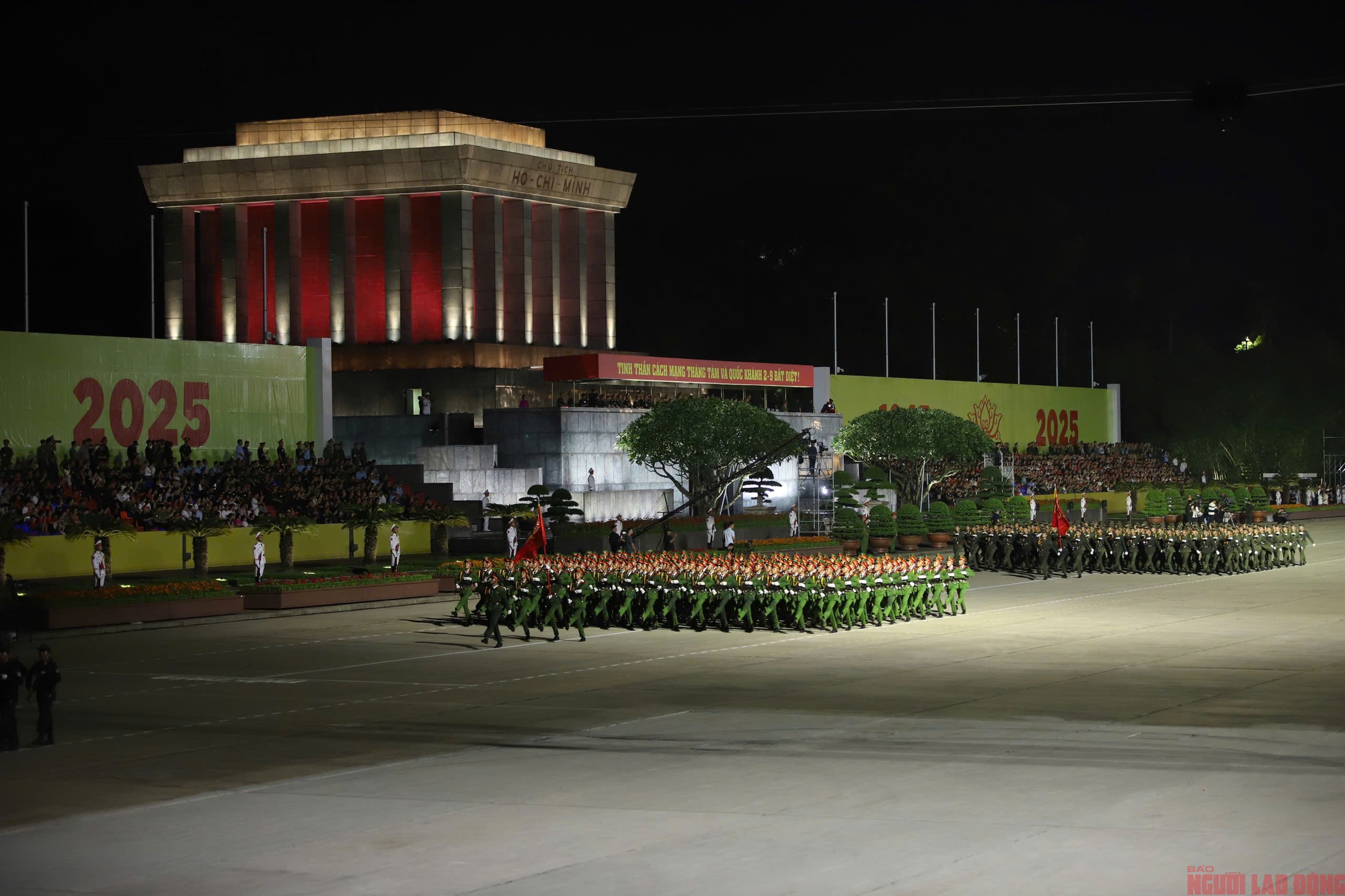 Mãn nhãn với hình ảnh của các khối diễu binh trên Quảng trường Ba Đình- Ảnh 3. Mãn nhãn với hình ảnh của các khối diễu binh trên Quảng trường Ba Đình- Ảnh 3.