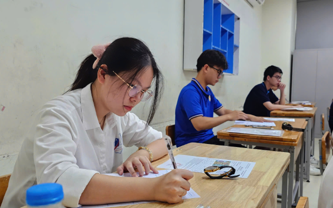 Thời gian chi tiết công bố điểm chuẩn các trường ĐH ở TP HCM - Ảnh 2.