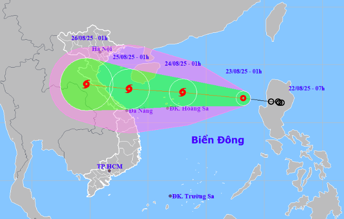 Áp thấp nhiệt đới vào Biển Đông, khả năng mạnh lên thành bão giật cấp 15- Ảnh 1. Áp thấp nhiệt đới vào Biển Đông, khả năng mạnh lên thành bão giật cấp 15- Ảnh 1.