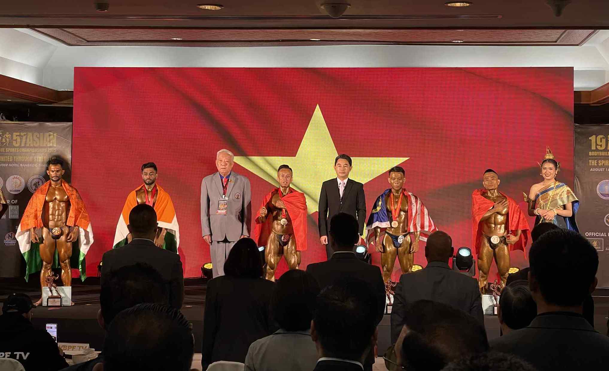 Thể hình Việt Nam giành 5 ngôi vô địch châu Á ngày đầu tiên  - Ảnh 1.