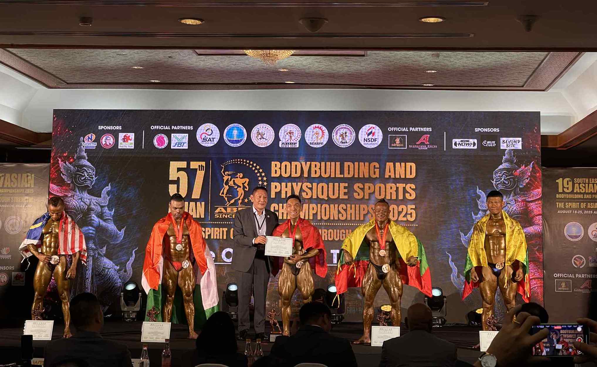 Thể hình Việt Nam giành 5 ngôi vô địch châu Á ngày đầu tiên  - Ảnh 2.