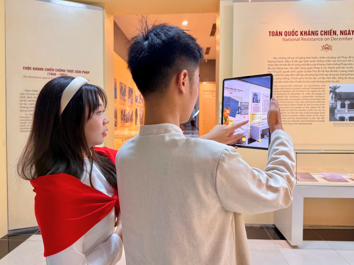 Viettel High Tech kết nối lịch sử và hiện đại thông qua công nghệ điện toán không gian- Ảnh 2. Viettel High Tech kết nối lịch sử và hiện đại thông qua công nghệ điện toán không gian- Ảnh 2.