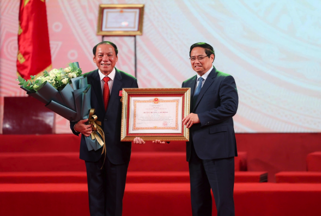 Tổng Bí thư Tô Lâm: Mỗi người làm văn hóa hãy mang trong tim ngọn lửa yêu nước- Ảnh 5. Tổng Bí thư Tô Lâm: Mỗi người làm văn hóa hãy mang trong tim ngọn lửa yêu nước - Ảnh 5.