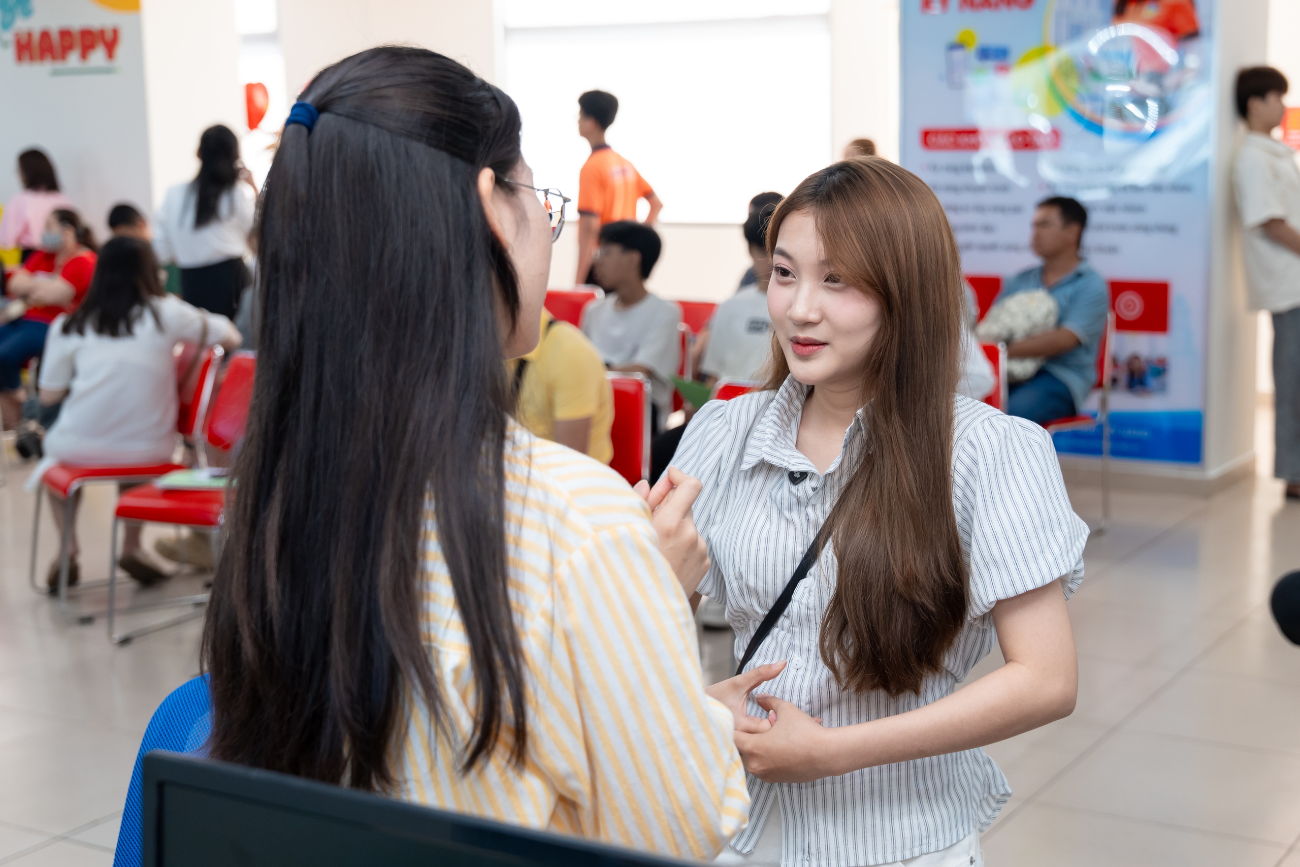 Tân sinh viên hào hứng nhập học sớm để "rinh" học bổng- Ảnh 7.