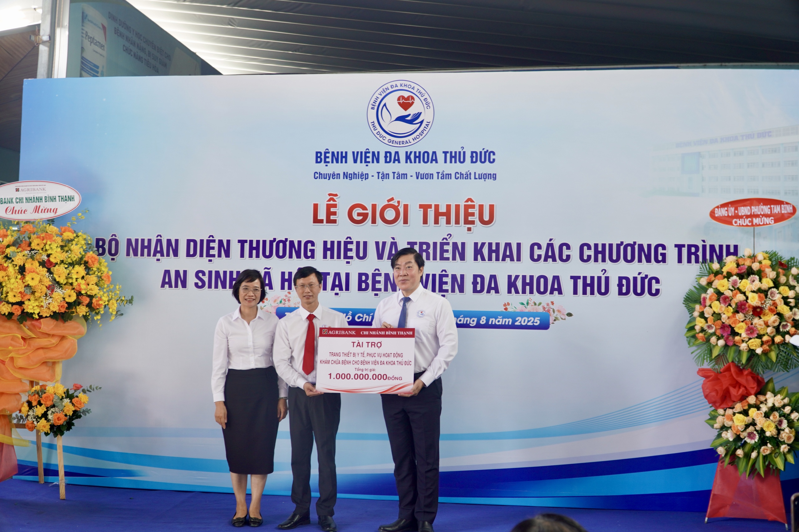 Bệnh viện Đa khoa Thủ Đức làm điều khiến nhiều người “bất ngờ” trong sáng 23-8- Ảnh 3.