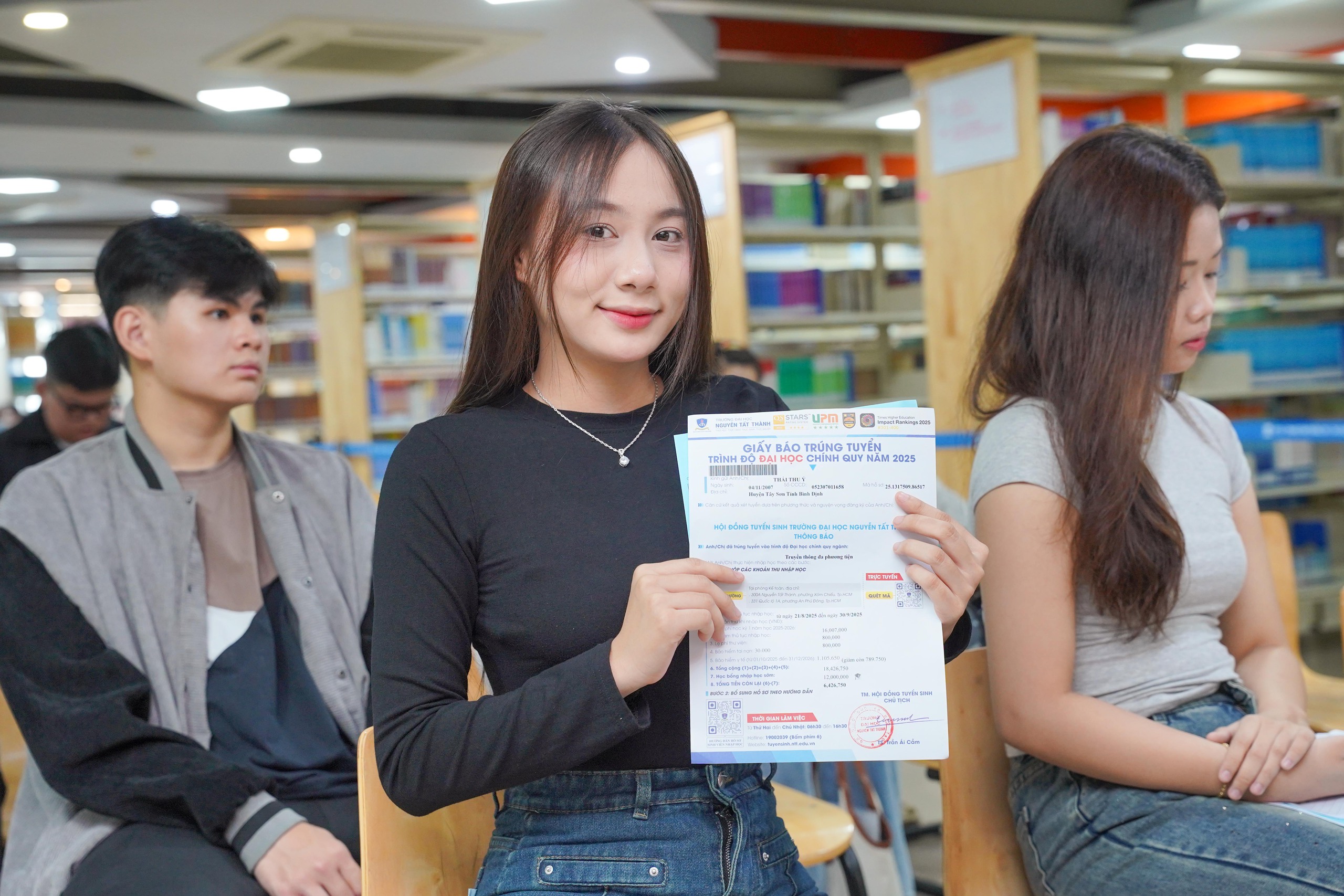 Tân sinh viên hào hứng nhập học sớm để "rinh" học bổng- Ảnh 4.