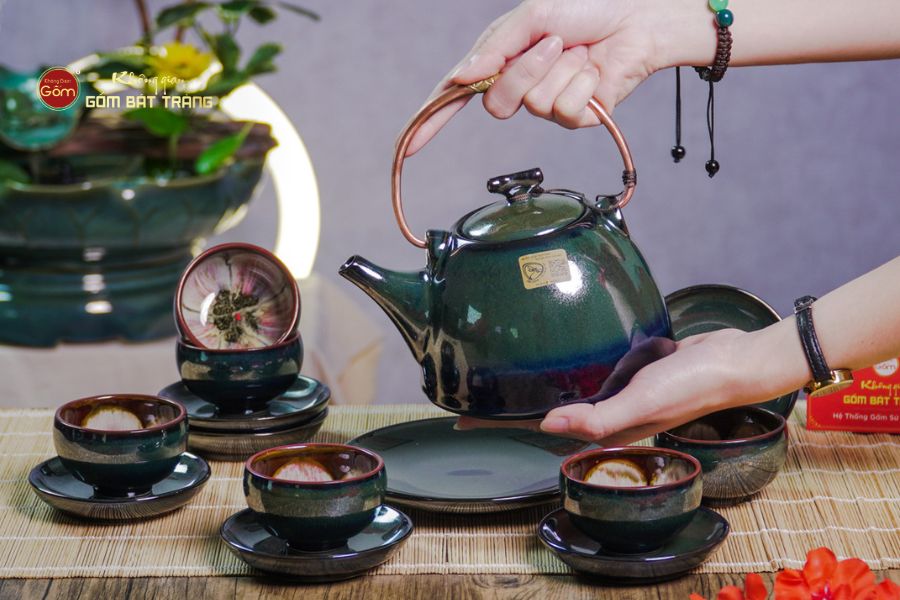 Xu Hướng Mua Đồ Gốm Sứ Online Hiện Nay: Liệu Có Uy Tín?- Ảnh 1. Xu Hướng Mua Đồ Gốm Sứ Online Hiện Nay: Liệu Có Uy Tín?- Ảnh 1.