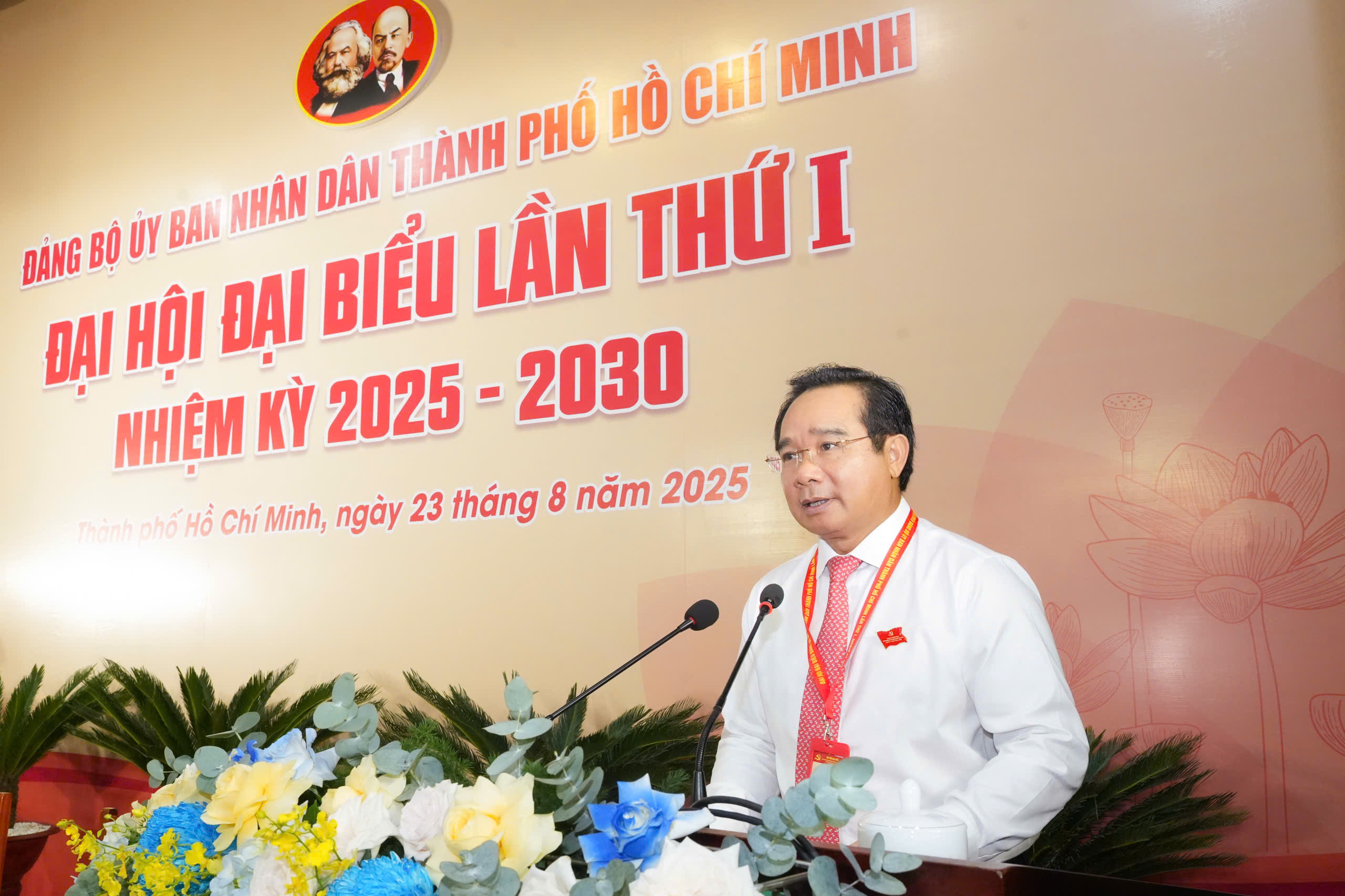 Khai mạc phiên trù bị Đại hội đại biểu Đảng bộ UBND TP HCM lần thứ I, nhiệm kỳ 2025-2030- Ảnh 3. Khai mạc phiên trù bị Đại hội đại biểu Đảng bộ UBND TP HCM lần thứ I, nhiệm kỳ 2025-2030- Ảnh 3.