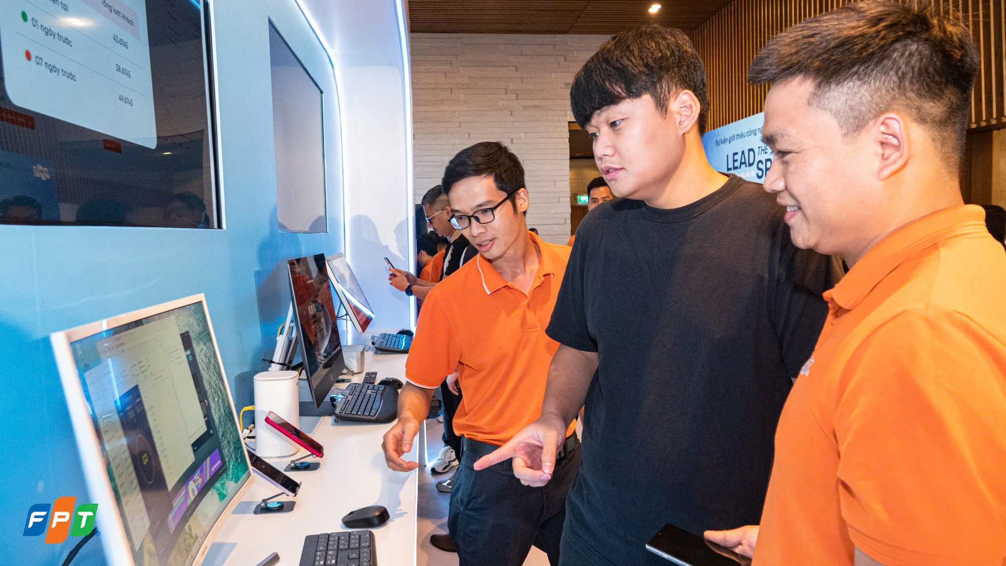 Đưa internet 10 Gbps đến tay người dùng - Ảnh 1. Đưa internet 10 Gbps đến tay người dùng - Ảnh 1.