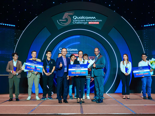 3 start-up nhận tổng giải thưởng 225.000 USD từ Qualcomm - Ảnh 1. 3 start-up nhận tổng giải thưởng 225.000 USD từ Qualcomm - Ảnh 1.