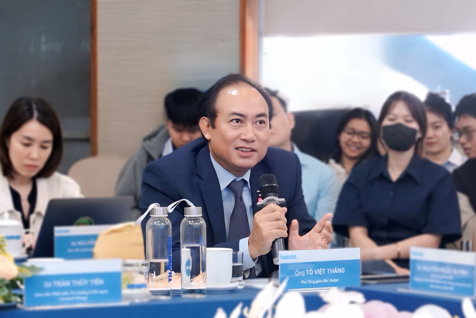 Muốn giảm dấu chân carbon, hãy chọn bay Vietjet- Ảnh 2.