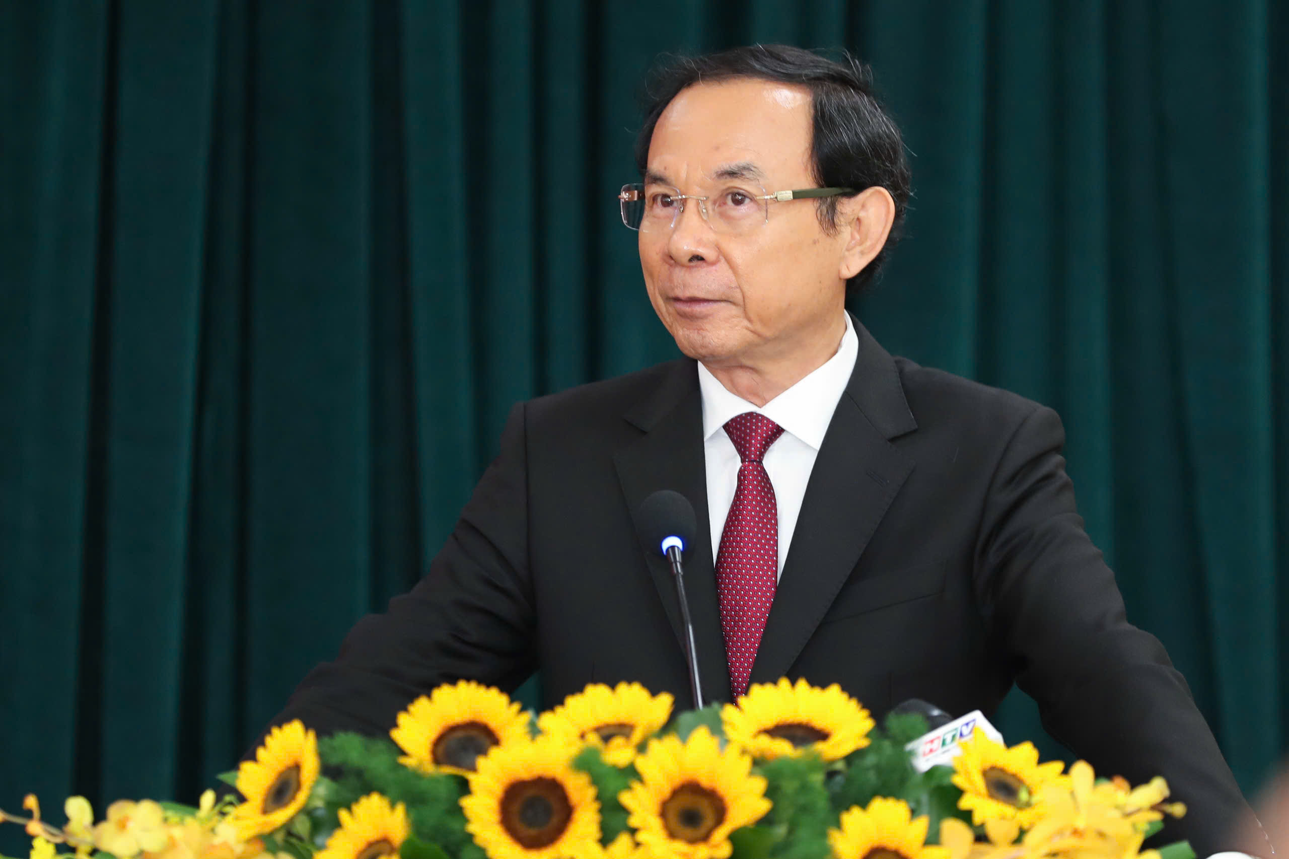Ông Nguyễn Văn Nên thôi giữ chức Bí thư Thành ủy TP HCM để nhận nhiệm vụ mới - Ảnh 2.