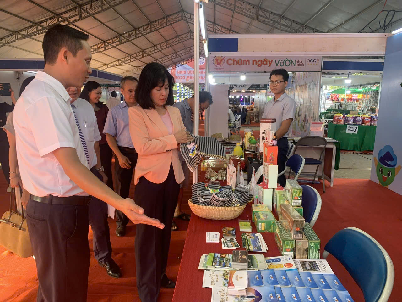 Du khách khám phá văn hóa Tây Ninh qua từng món ăn, sản phẩm tiêu biểu- Ảnh 10. Du khách khám phá văn hóa Tây Ninh qua từng món ăn, sản phẩm tiêu biểu- Ảnh 10.