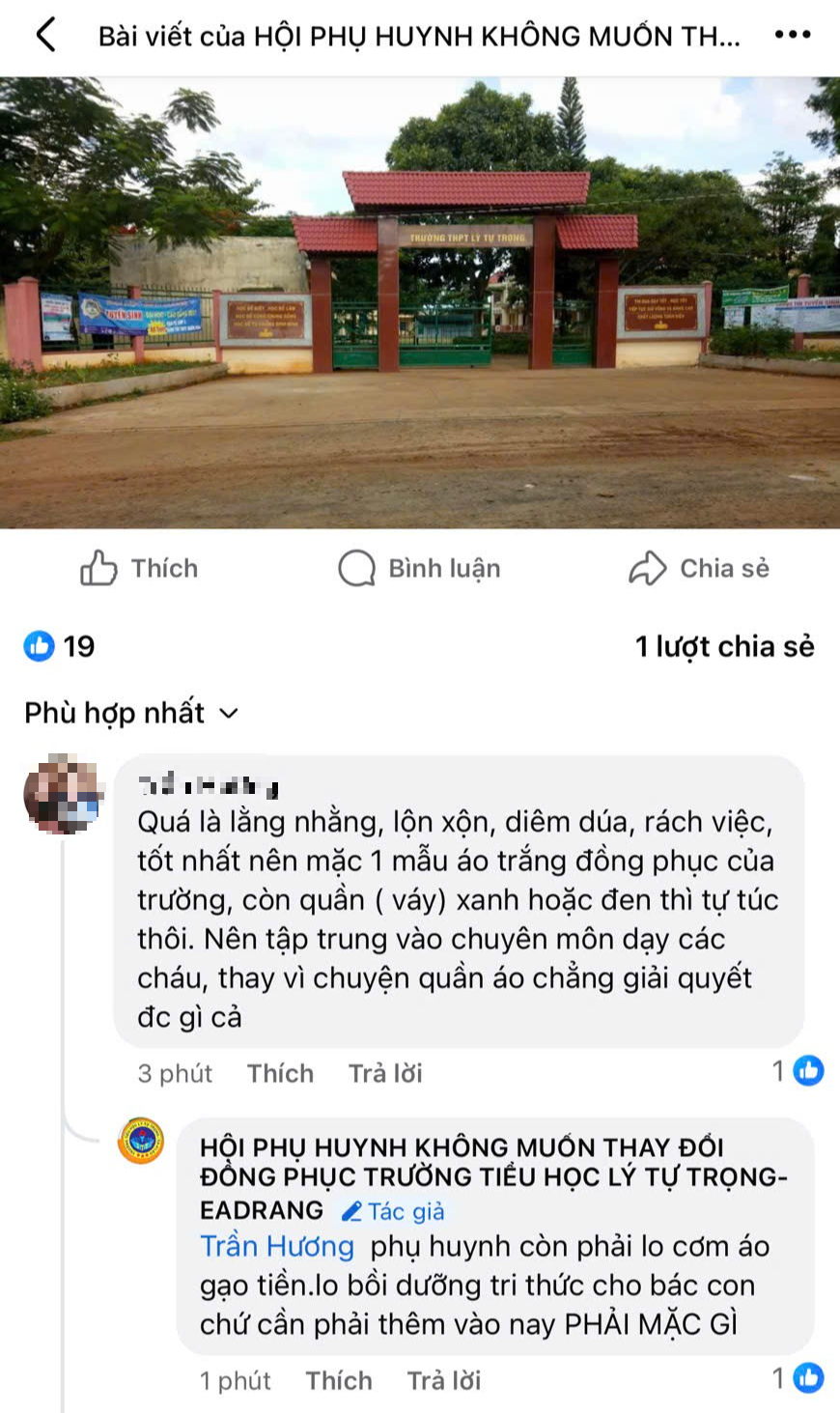 Οι γονείς αντιδρούν επειδή το σχολείο απαιτεί πολύχρωμες στολές κατά τη διάρκεια της εβδομάδας - Φωτογραφία 2. Phụ huynh phản ứng vì trường yêu cầu mặc đồng phục nhiều màu sắc trong tuần- Ảnh 2.