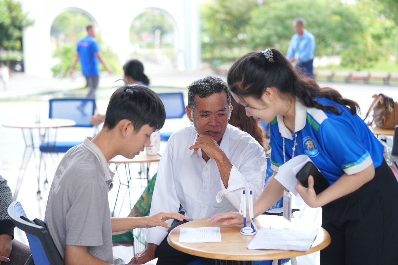 Tặng xe máy điện và học bổng đến 100% học phí toàn khóa cho Thủ khoa, Á khoa và Tân sinh viên - Ảnh 5.