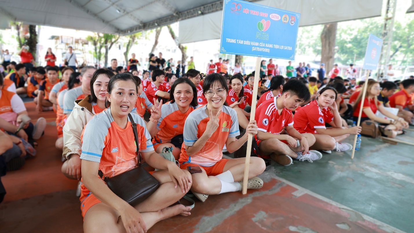 SATRA khẳng định sứ mệnh “Vì cộng đồng”- Ảnh 1. SATRA khẳng định sứ mệnh “Vì cộng đồng”- Ảnh 1.