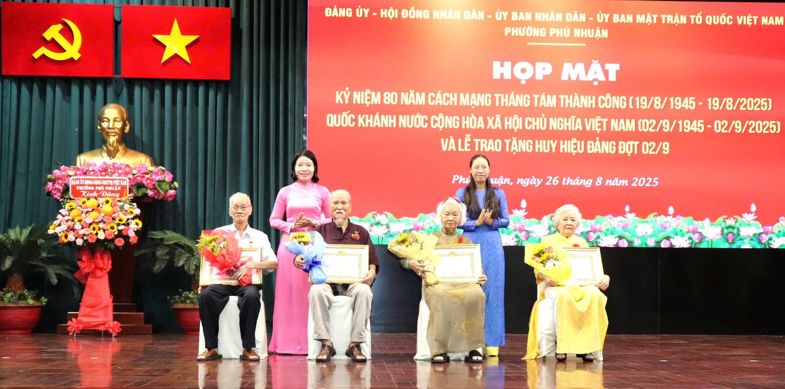 TP HCM: Phường Phú Nhuận nêu cao tinh thần đoàn kết, sáng tạo trong dịp 2-9- Ảnh 4.