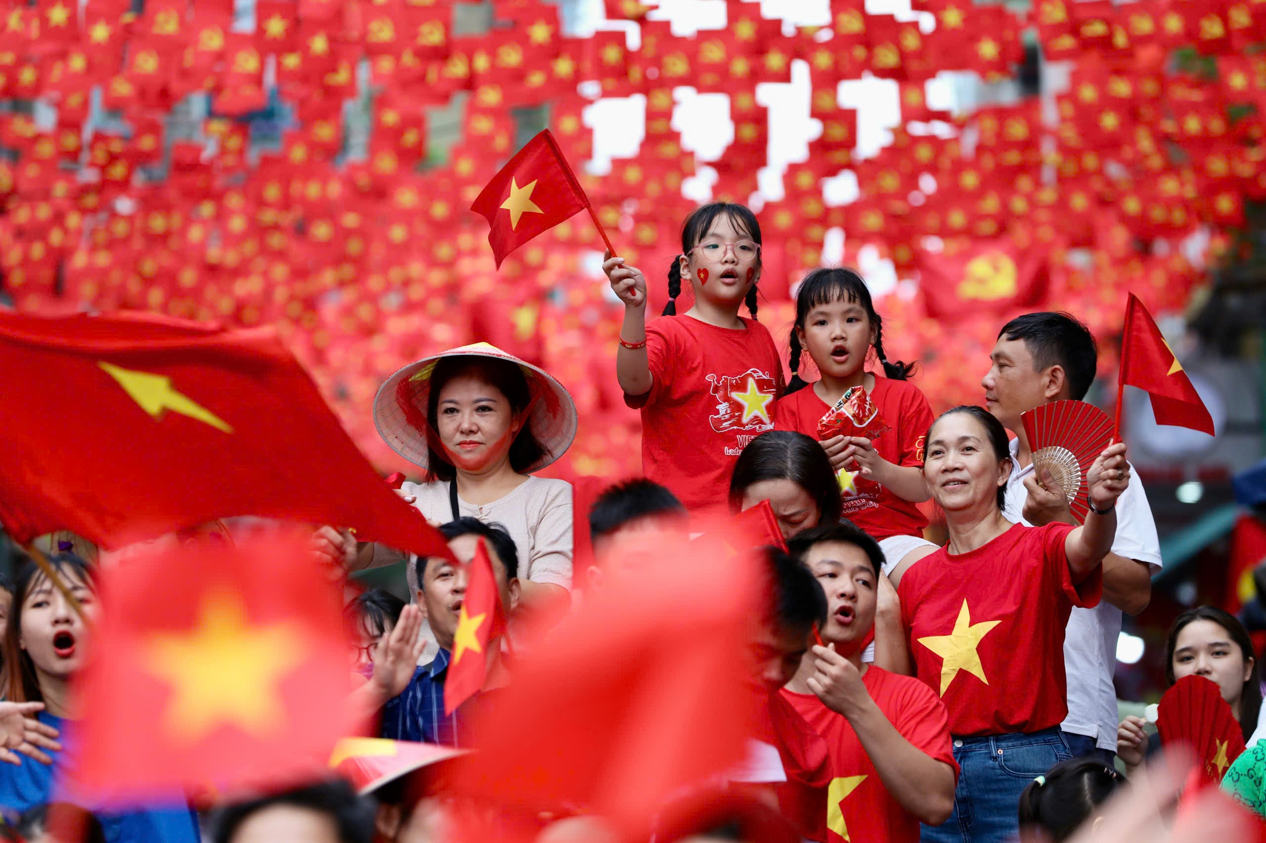 Hình ảnh ấn tượng trước buổi sơ duyệt diễu binh, diễu hành đại lễ A80 - Ảnh 1.