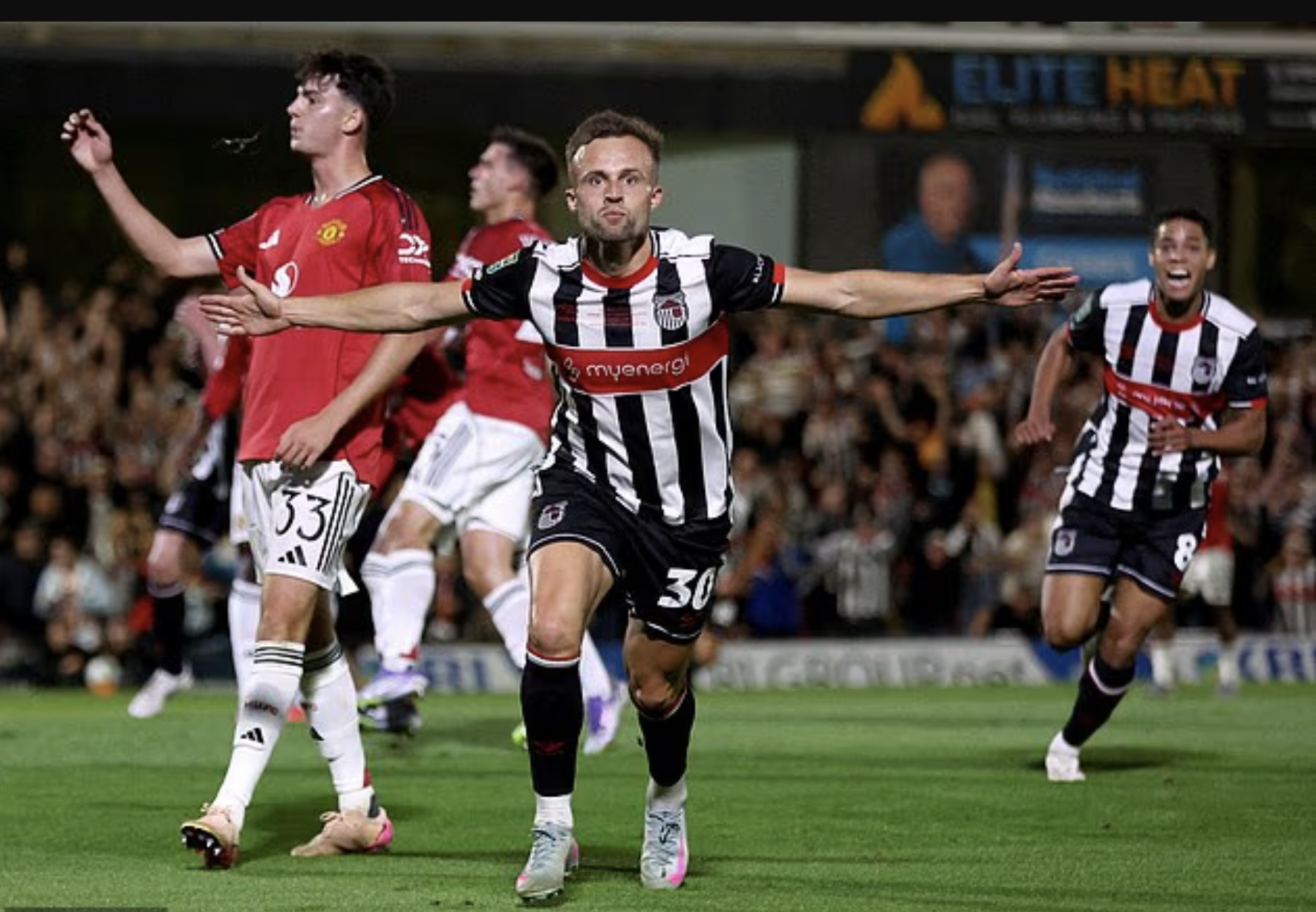 Candidatos famosos prontos para substituir Amorim no Man United - Foto 2. Dàn ứng viên tên tuổi sẵn sàng thay thế Amorim tại Man United- Ảnh 2.