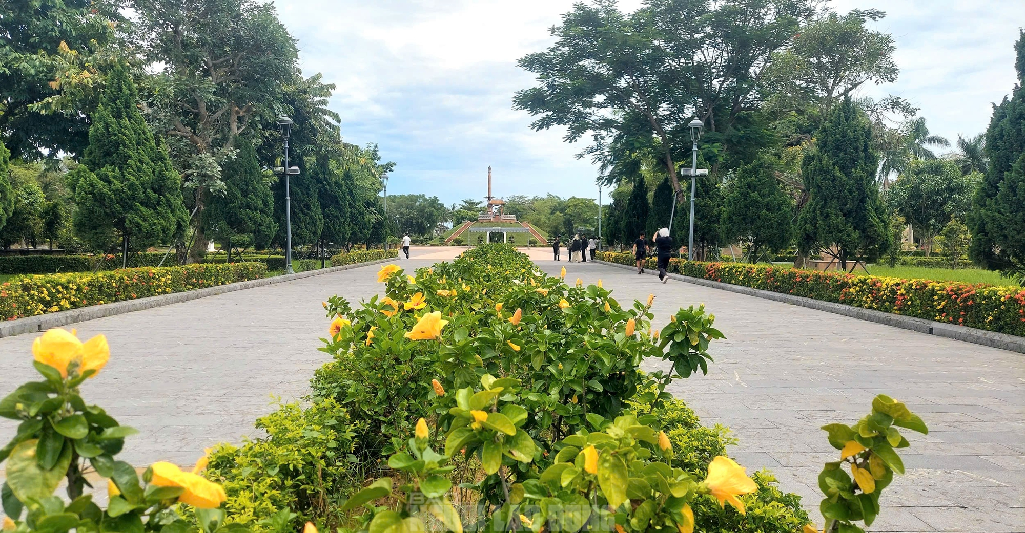 Sau phim Mưa đỏ, cùng ngắm Thành cổ Quảng Trị trong sắc xanh cỏ non- Ảnh 5. Sau phim Mưa đỏ, cùng ngắm Thành cổ Quảng Trị trong sắc xanh cỏ non- Ảnh 5.