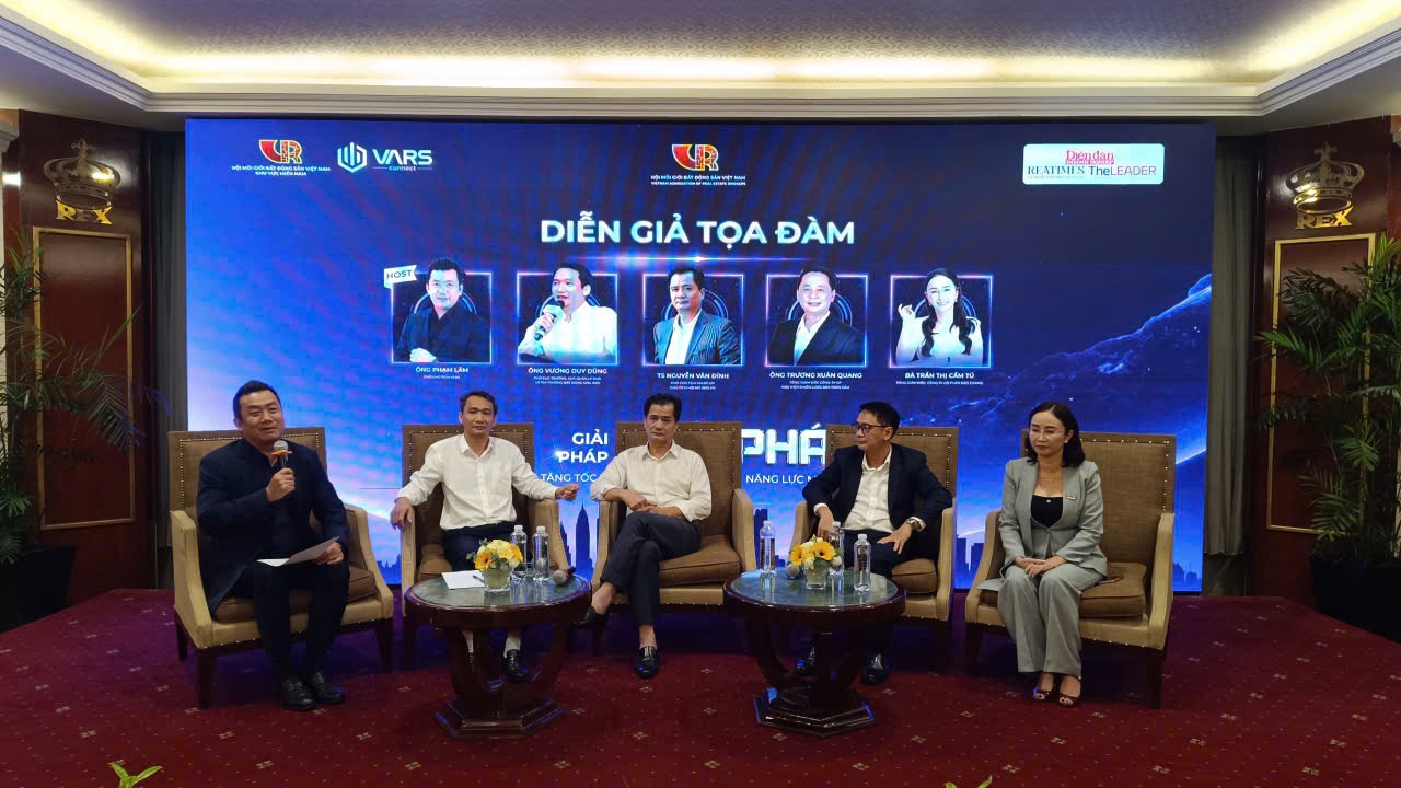 Chặn "lùa gà" bất động sản ngay từ gốc- Ảnh 1. Chặn "lùa gà" bất động sản ngay từ gốc- Ảnh 1.