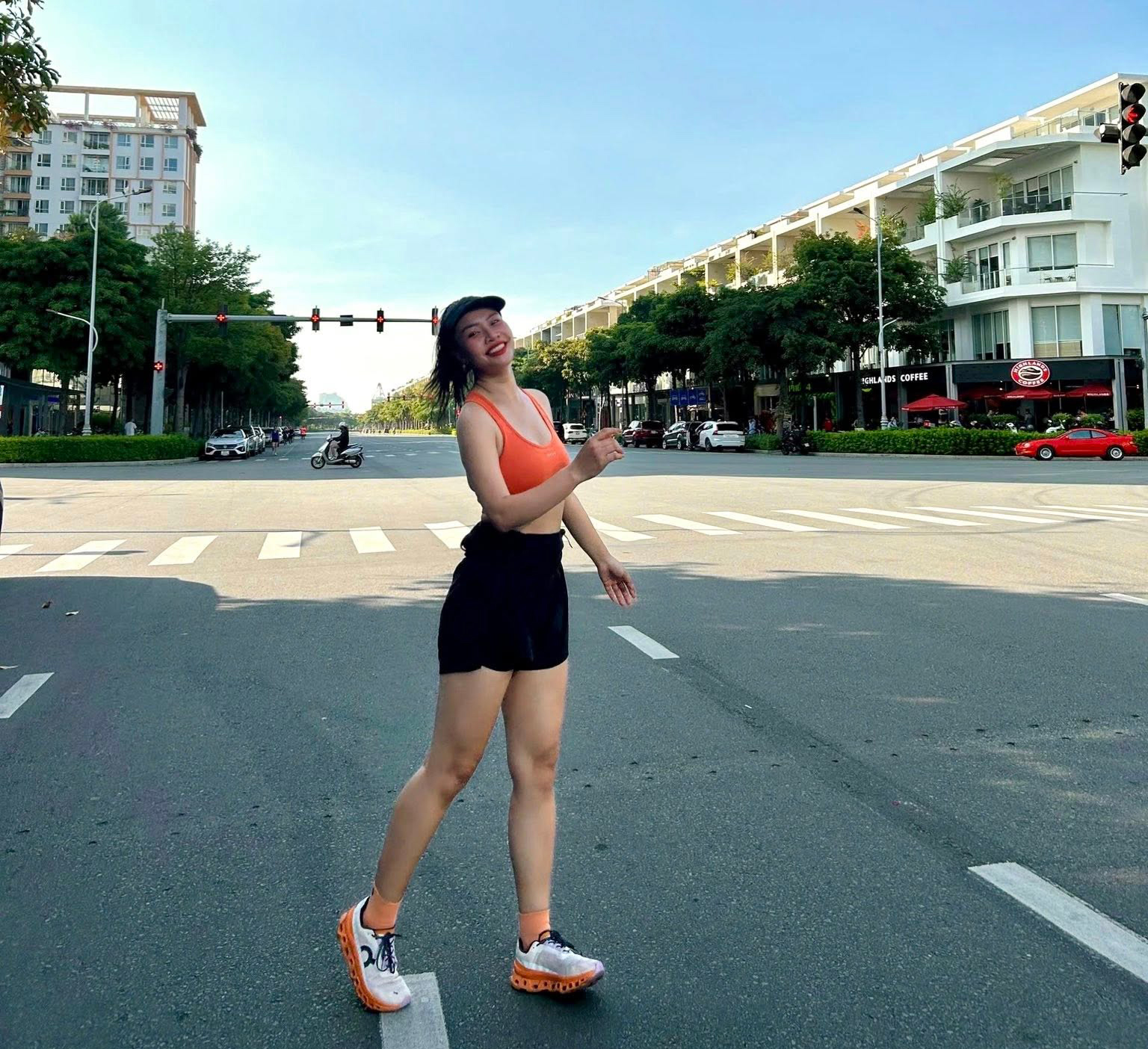 Běhejte kdykoli a získejte skutečné medaile: Dešifrování atraktivity online běžeckých závodů - Foto 2. Chạy mọi lúc, nhận huy chương thật: Giải mã sức hút của các giải chạy bộ online - Ảnh 2.