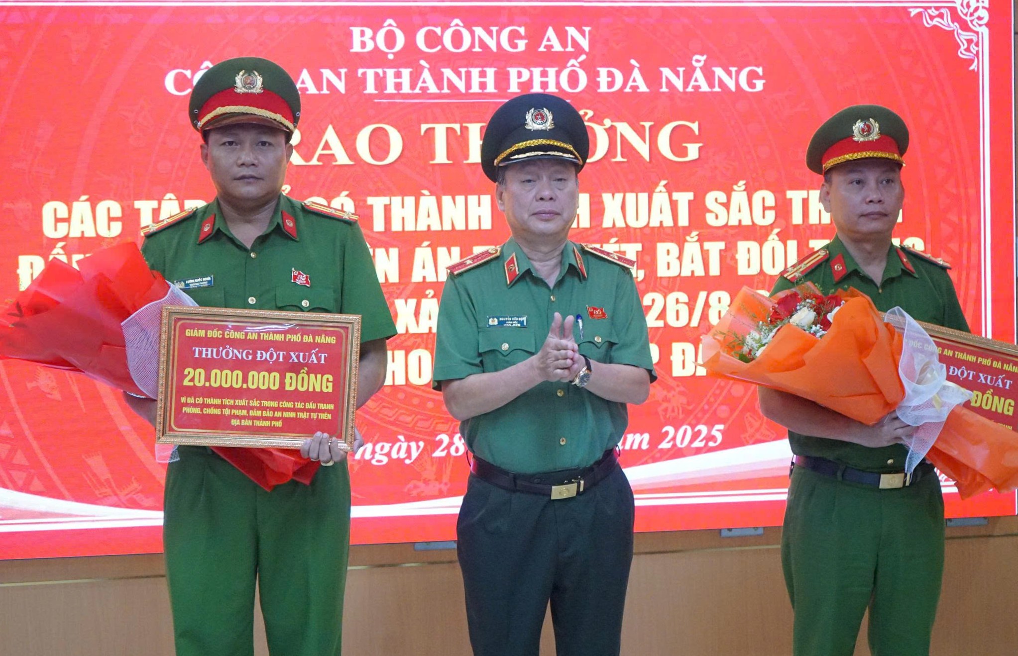 14 giờ nghẹt thở truy bắt kẻ ngoại quốc cướp tiệm vàng tại Đà Nẵng - Ảnh 5.