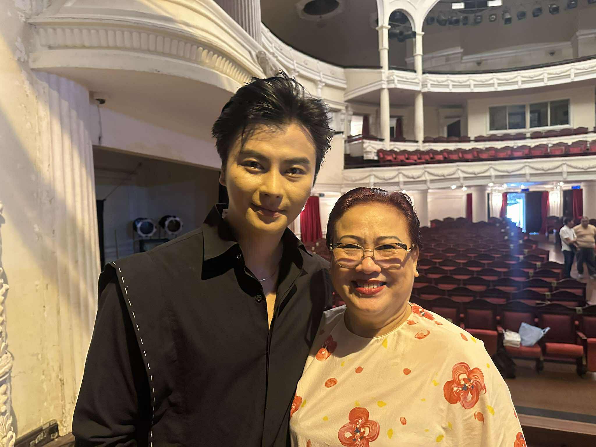 NSƯT Võ Minh Lâm tái ngộ đạo diễn Minh Nguyệt trong dự án kịch