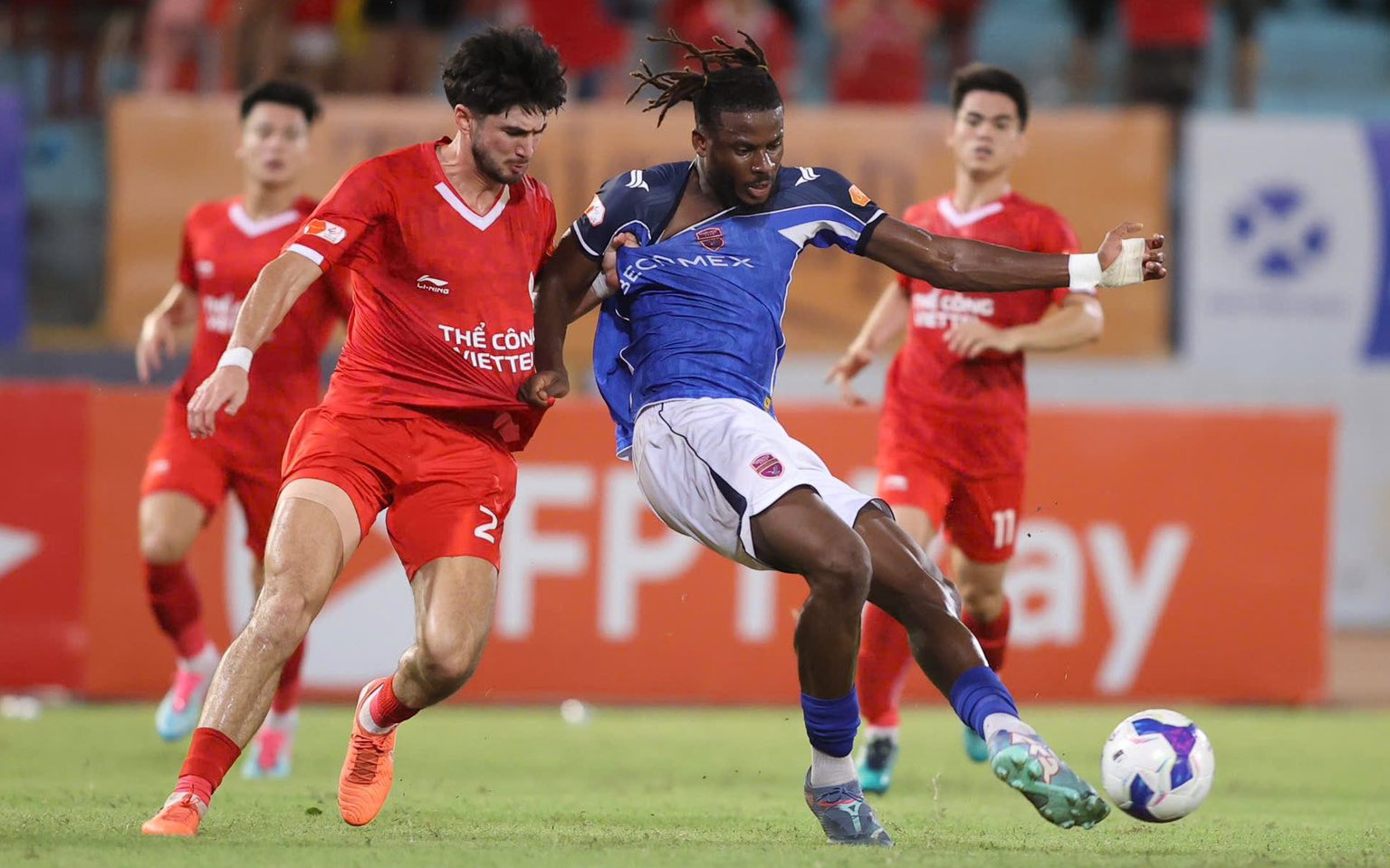 Hấp dẫn trận derby TP HCM - Ảnh 2.