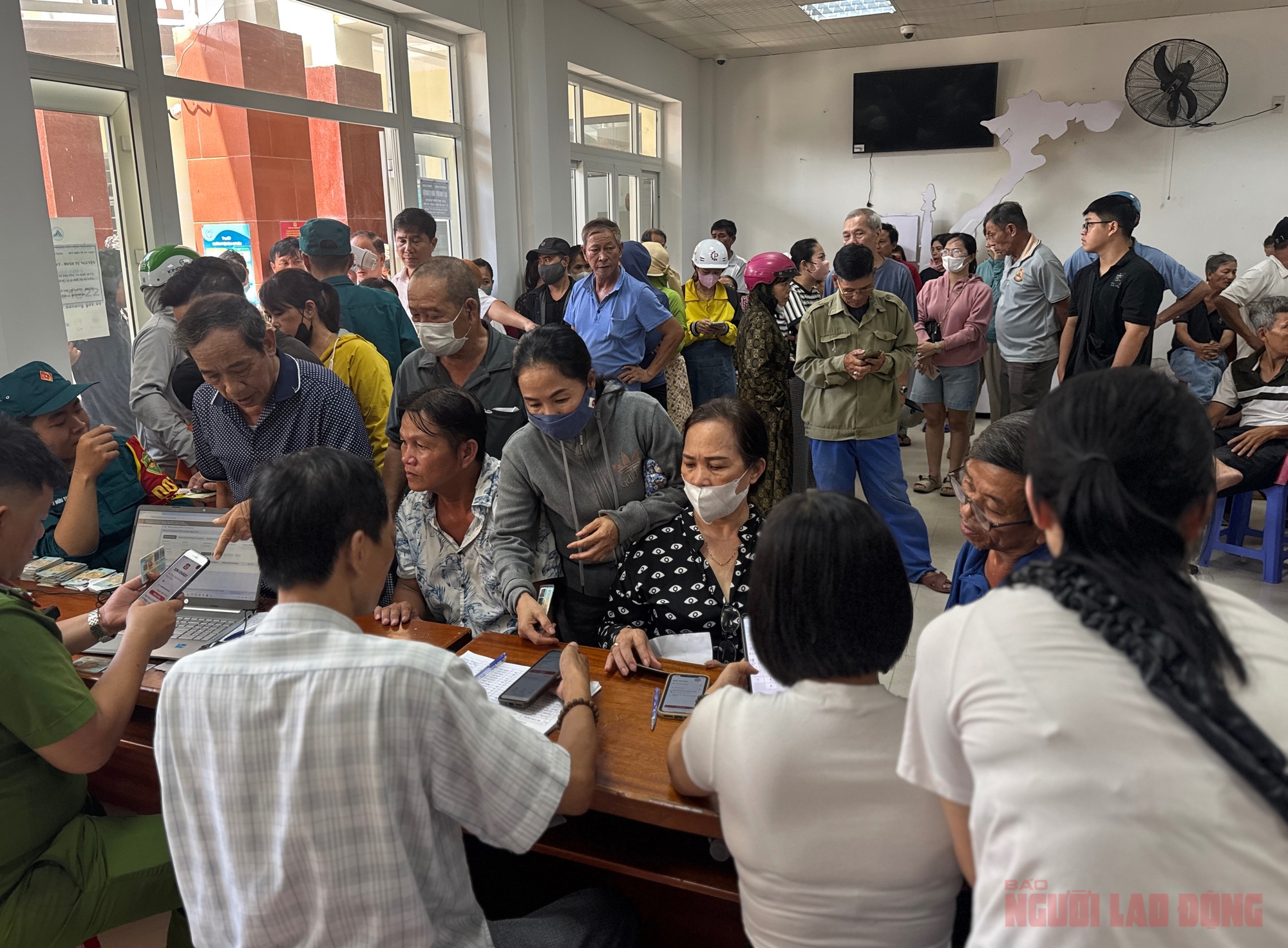 Đà Nẵng chi trả quà 100.000 Đồng cho người dân nhân dịp Quốc khánh 2 - 9 - Ảnh 2.