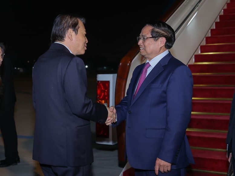 Thủ tướng Phạm Minh Chính tới Thiên Tân, bắt đầu chuyến công tác tại Trung Quốc- Ảnh 2. Thủ tướng Phạm Minh Chính tới Thiên Tân, bắt đầu chuyến công tác tại Trung Quốc- Ảnh 2.