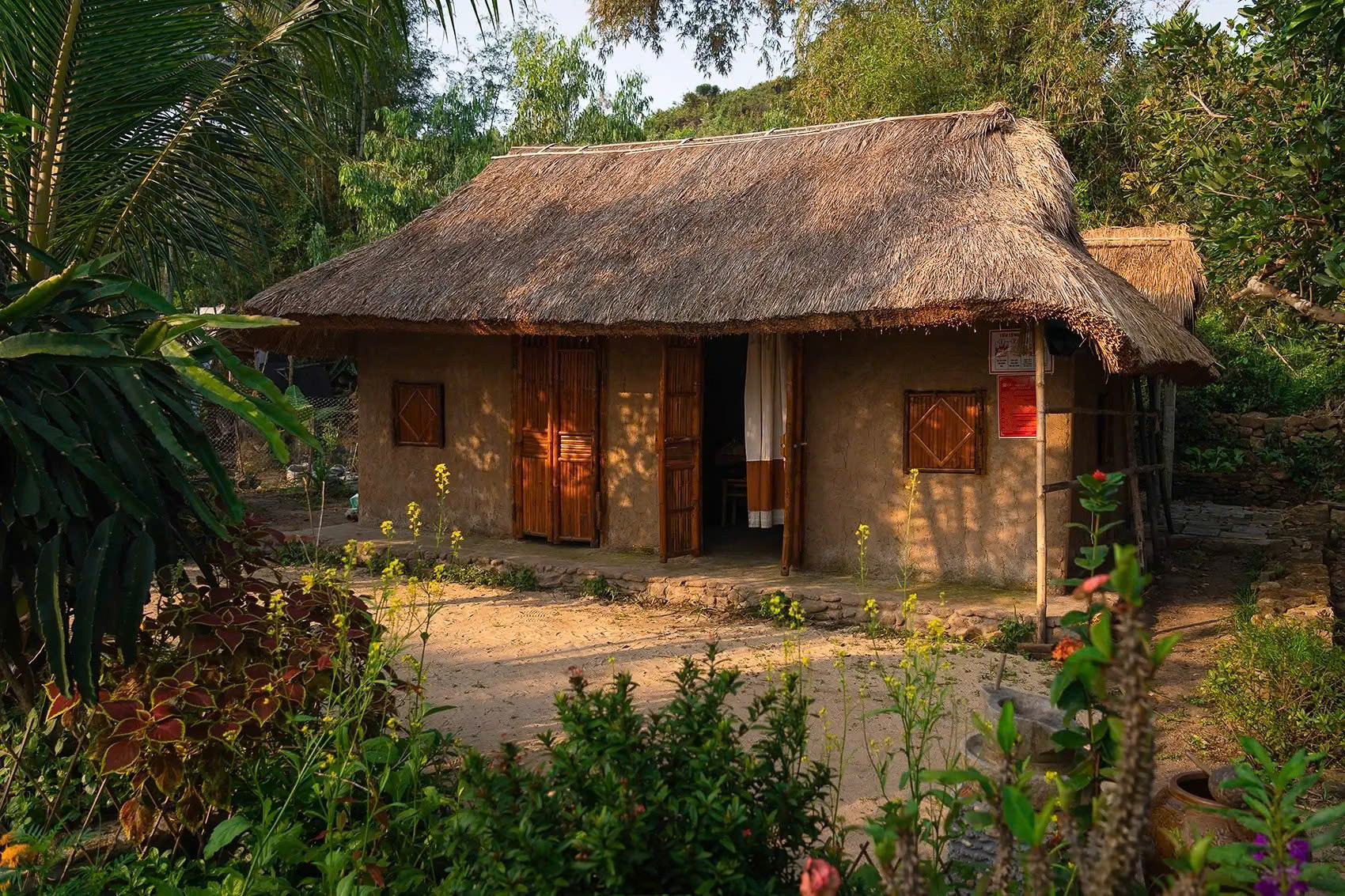Nghỉ lễ 2-9 tại làng ven biển: Trải nghiệm hải sản tươi ngon giá rẻ - Ảnh 5. Nghỉ lễ 2-9 tại làng ven biển: Trải nghiệm hải sản tươi ngon giá rẻ - Ảnh 5.