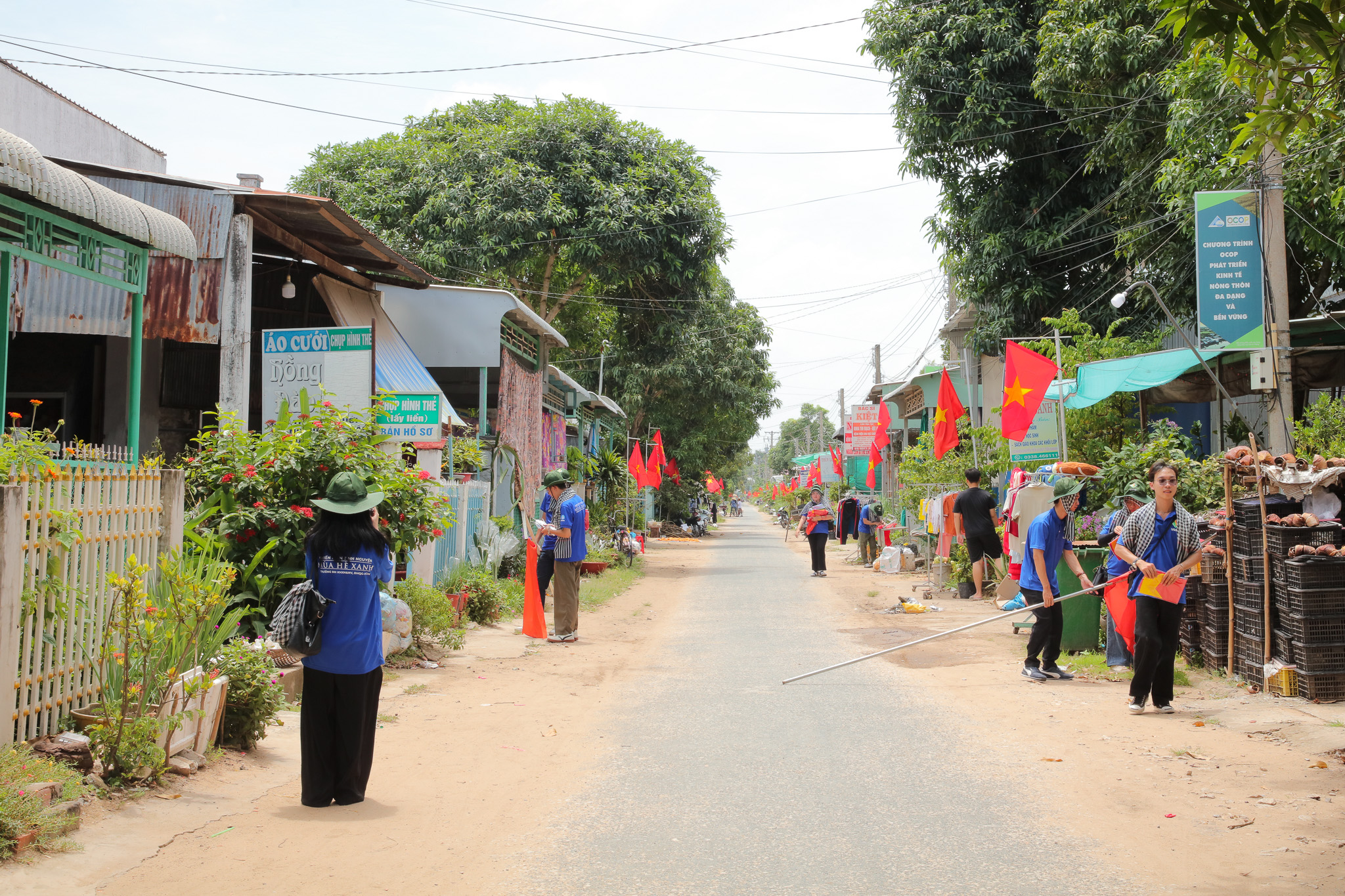Buổi chào cờ truyền cảm hứng tại Trường Đại học Khoa học Xã hội và Nhân văn TP HCM - Ảnh 3. Buổi chào cờ truyền cảm hứng tại Trường Đại học Khoa học Xã hội và Nhân văn TP HCM - Ảnh 3.