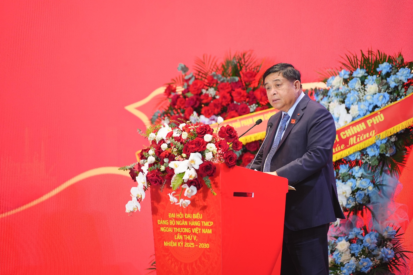 Đại hội Đảng bộ Vietcombank lần V: Giữ vai trò “sếu đầu đàn”, dẫn dắt phát triển đất nước- Ảnh 3.