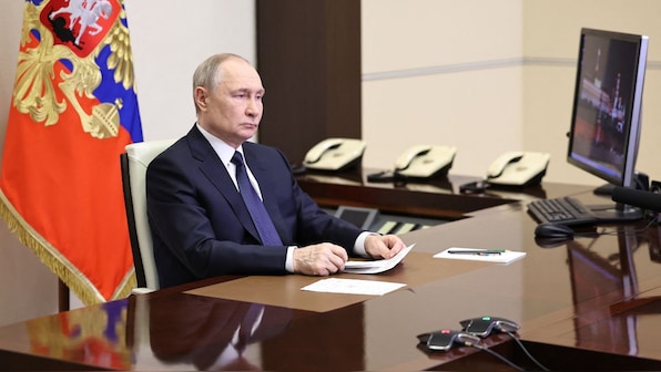 Tổng thống Nga có động thái bất ngờ với Ukraine- Ảnh 1.