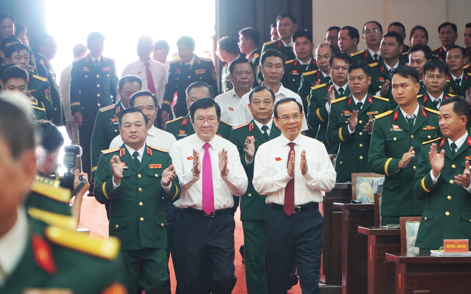 Bí thư Thành ủy TP HCM Nguyễn Văn Nên giữ chức Bí thư Đảng ủy Quân sự thành phố- Ảnh 4.