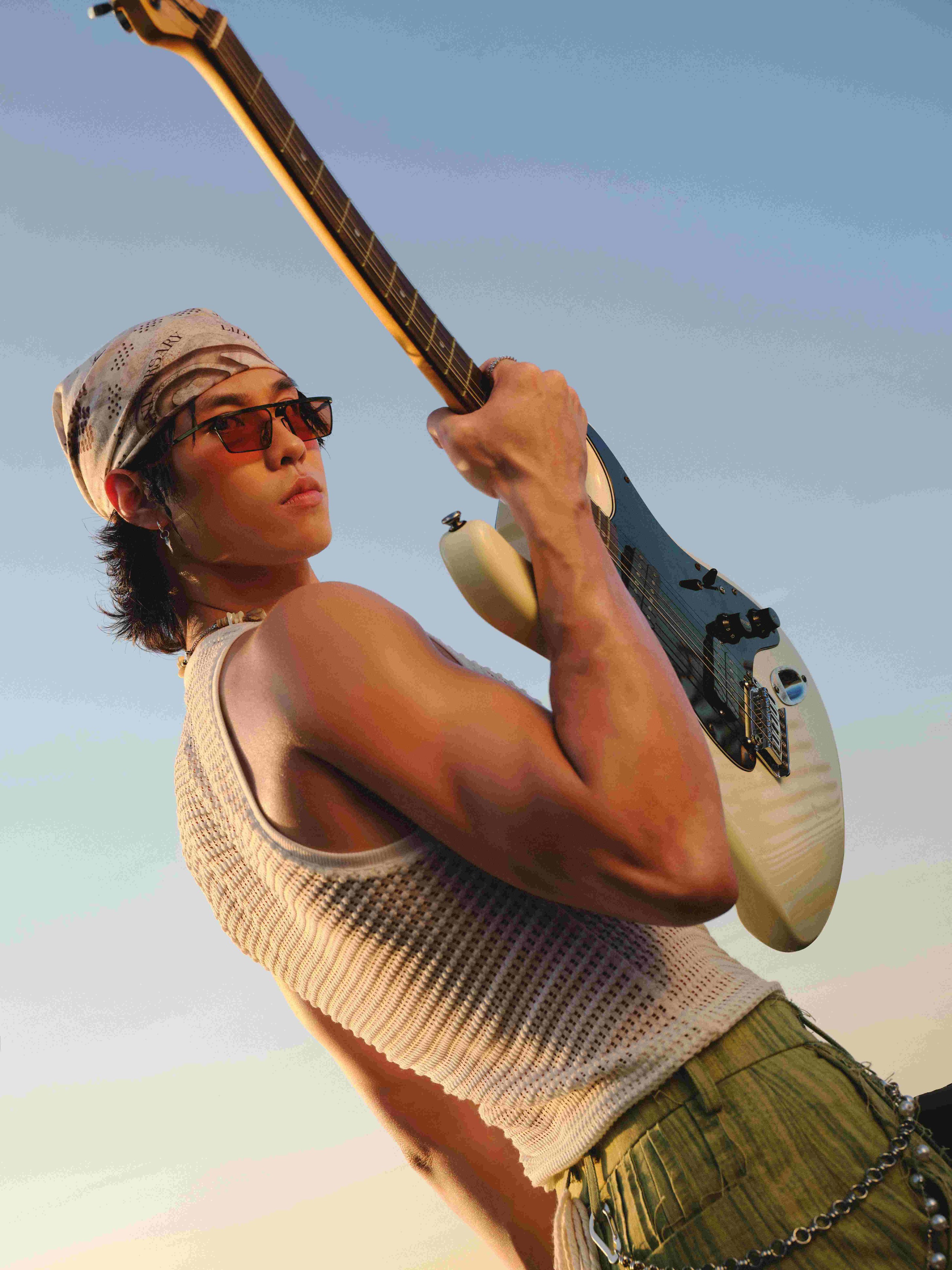 Οι Βιετναμέζοι θαυμαστές «βουίζουν» όταν η μουσική ιστοσελίδα Pitchfork έδωσε μουσική επένδυση σε ένα βιετναμέζικο άλμπουμ - Φωτογραφία 3. Fan Việt