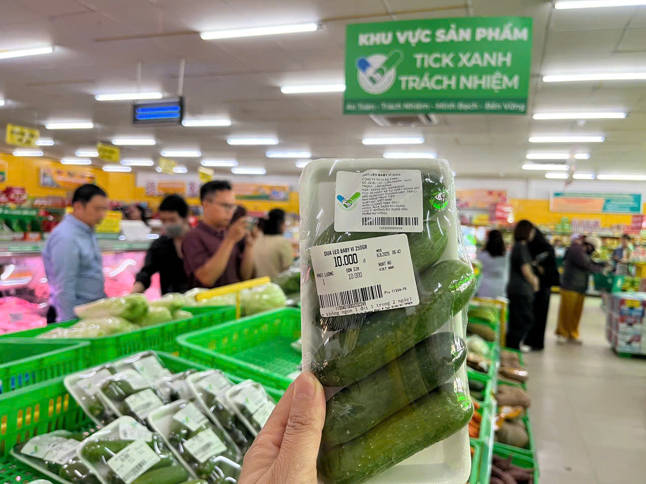Gắn tick xanh trách nhiệm lên sản phẩm thực phẩm: Người tiêu dùng chọn sự minh bạch - Ảnh 6. Gắn tick xanh trách nhiệm lên sản phẩm thực phẩm: Người tiêu dùng chọn sự minh bạch - Ảnh 6.