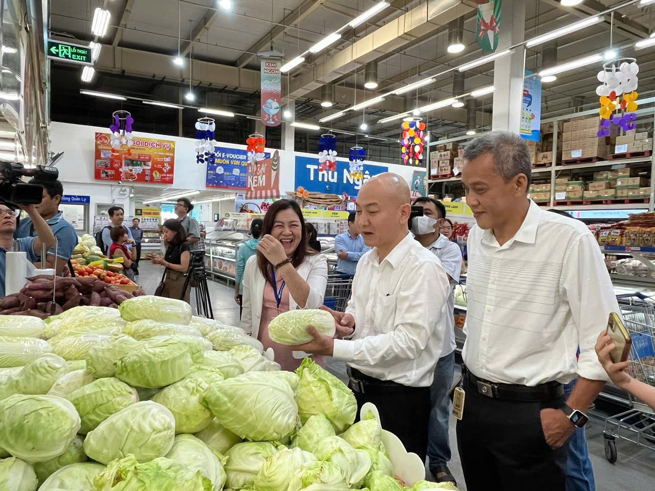 Gắn tick xanh trách nhiệm lên sản phẩm thực phẩm: Người tiêu dùng chọn sự minh bạch - Ảnh 3. Gắn tick xanh trách nhiệm lên sản phẩm thực phẩm: Người tiêu dùng chọn sự minh bạch - Ảnh 3.