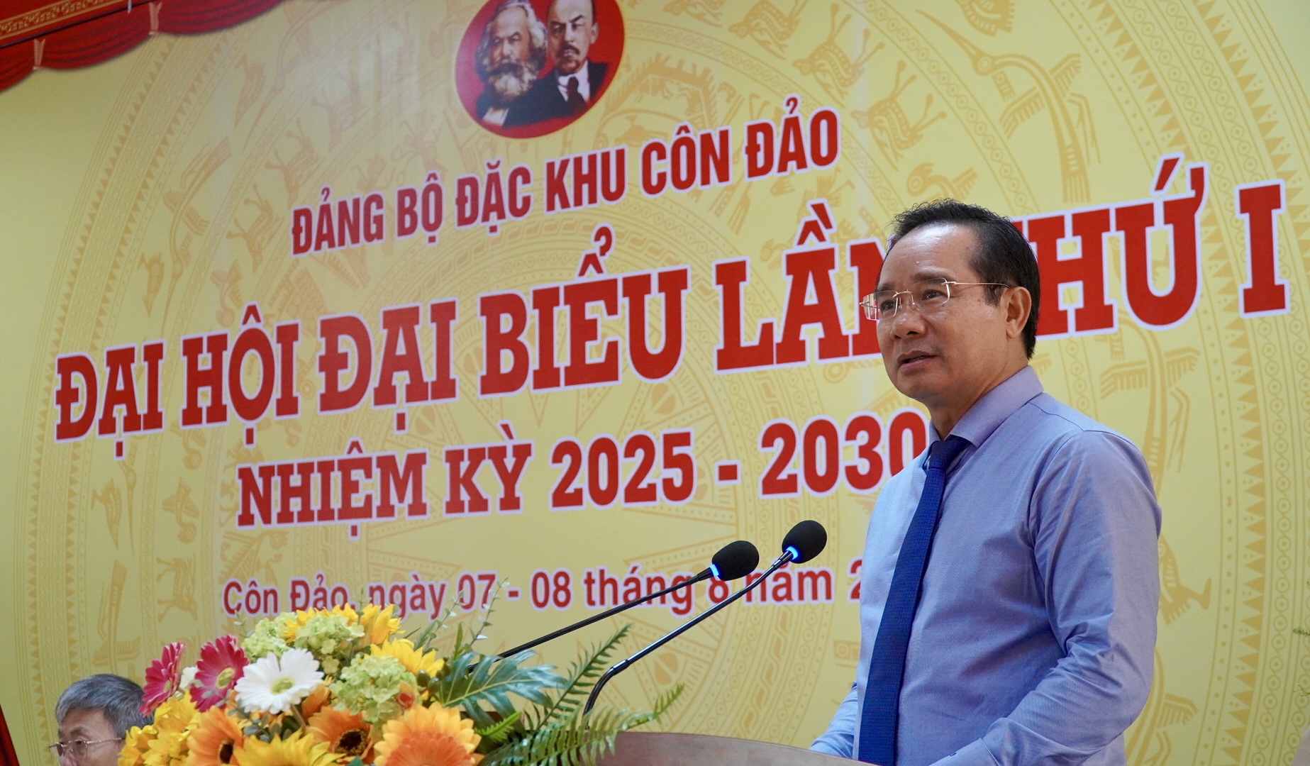 Att bygga Con Dao till ett regionalt och internationellt turistområde - Foto 4. Xây dựng Côn Đảo trở thành khu du lịch đẳng cấp khu vực và quốc tế- Ảnh 4.